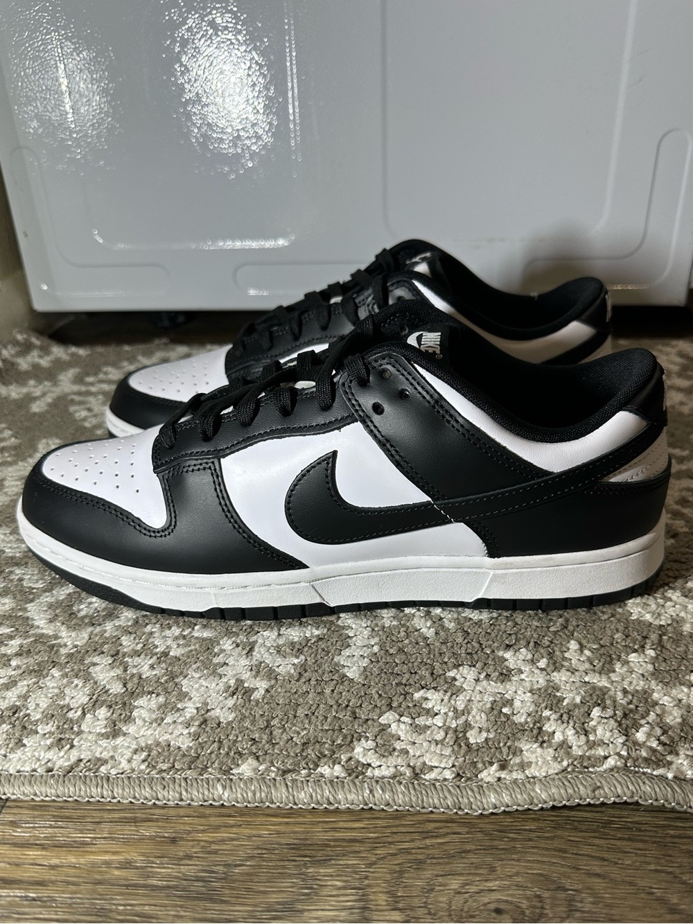 Nike Dunk Low Retro “Panda”